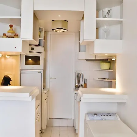 Saint-tropez Ya-1480 Saint-Tropez